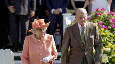Елизавета II (Ii) - принц Филипп - Елизавета II и принц Филипп планируют сделать прививку от коронавируса - skuke.net - Англия