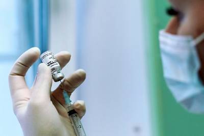Сергей Собянин - Собянин заявил о готовности к более масштабной вакцинации от COVID-19 в Москве - lenta.ru - Москва