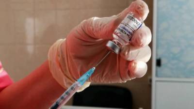 В рамках масштабной вакцинации в регионы доставляют российский препарат от коронавируса «Спутник V» - 1tv.ru