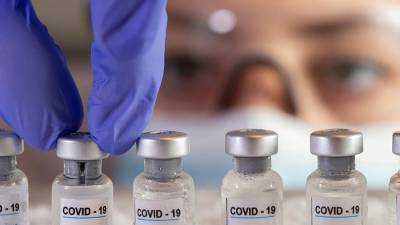 Великобритания начала вакцинацию от COVID-19 - iz.ru - Англия - Израиль