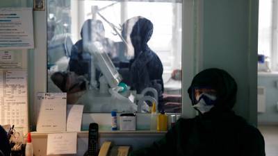 В России за сутки умерли 562 пациента с коронавирусом - russian.rt.com - Россия