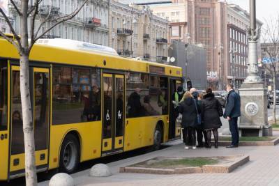 Олег Рубан - Больше всего заражений COVID-19 в общественном транспорте: статистика - news.bigmir.net - Украина