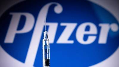 Шесть человек погибли при испытаниях вакцины Pfizer от COVID-19 в США - 5-tv.ru - Сша - Англия