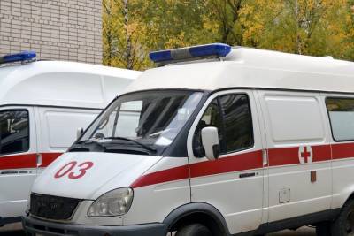В Смольном отреагировали на смерть петербуржца с Covid-19 по дороге из больницы - abnews.ru