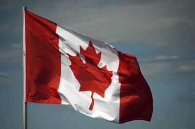 Канада одобрила использование вакцины от коронавируса Pfizer и BioNTech - aif.ru - Сша - Канада