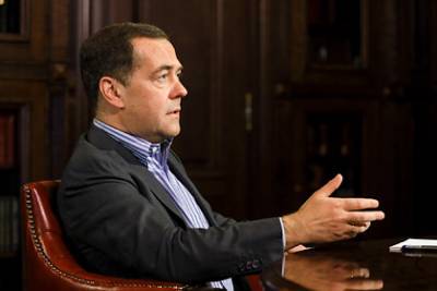 Дмитрий Медведев - Медведев рассказал об угрозе цифрового тоталитаризма - lenta.ru - Россия