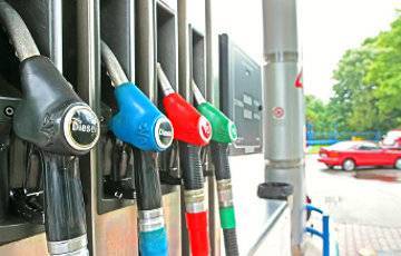 Биржевые цены на бензин в России взлетели до исторического рекорда - charter97.org - Россия - Санкт-Петербург