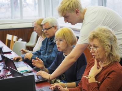 РБК: Столичных чиновников и подрядчиков мэрии принуждают к онлайн-голосованию - sobesednik.ru - Москва