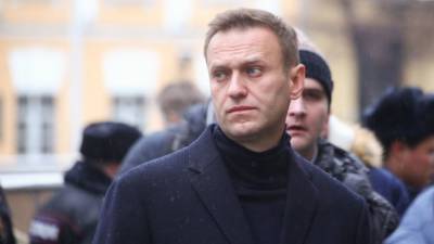 Алексей Навальный - Заявление Навального о поднятии пенсий ветеранам – попытка избежать извинений перед Артеменко - riafan.ru