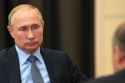 Владимир Путин - Путин объявил об отступлении эпидемии коронавируса в России - lenta.ru - Россия
