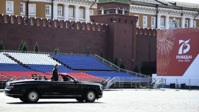 Владимир Путин - Дмитрий Песков - В Кремле объяснили решение о проведении парада 24 июня - russian.rt.com - Россия