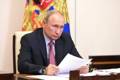 Владимир Путин - Путин подписал указ о госнаградах для медработников - vm.ru - Россия