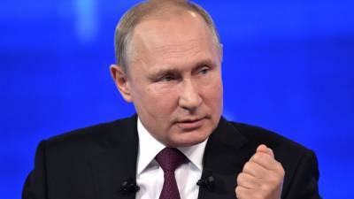 Владимир Путин - Путин заявил, что эпидемия коронавируса в России отступает - riafan.ru - Россия - Москва