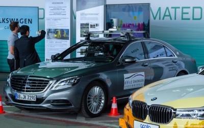 BMW и Mercedes приостановили совместную разработку беспилотных авто - korrespondent.net