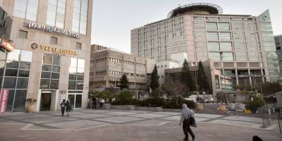 Отделение в больнице «Ихилов» закрылось из-за вспышки коронавируса - detaly.co.il - Тель-Авив