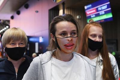 Анна Попова - Москвичам рассказали о распознающих лица в масках камерах - lenta.ru - Москва
