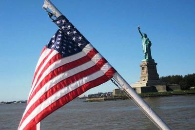 Трамп ограничил выдачу рабочих виз в США - eadaily.com - Сша