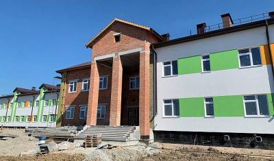Юрий Конев - К первому сентября строители закончат новую школу в Казарово на 1 000 учеников - nashgorod.ru - Тюмень