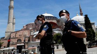 Мехмет Нури Эрсой - В Турции назвали размер штрафа для туристов за отсутствие защитной маски - eadaily.com - Турция