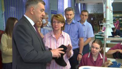 Юрий Назаров - Вице-премьер посетил обувное предприятие «Сивельга» - belarus24.by - Белоруссия