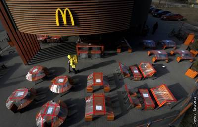 Спрос на доставку в McDonald's вырос в 4 раза за период самоизоляции - interfax.ru - Россия - Москва