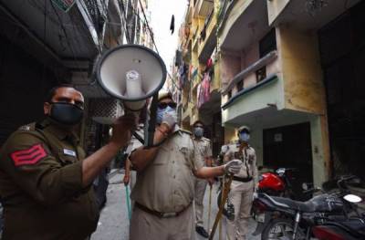 Нью-Дели идёт на крайние меры в борьбе с Covid-19: «Проверим каждый дом» - eadaily.com - Мумбаи - Нью-Дели