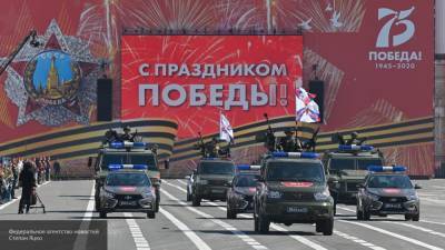 Военные ЗВО прошли парадом по Дворцовой площади Санкт-Петербурга - inforeactor.ru - Санкт-Петербург