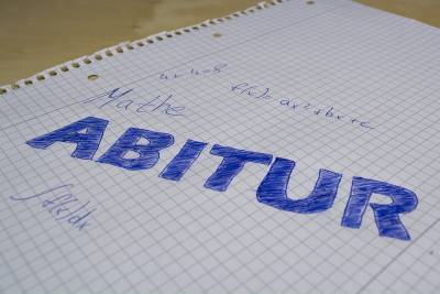 Виктор Ляшко - Запорожские абитуриенты будут проходить ВНО по новым правилам - inform.zp.ua - Украина