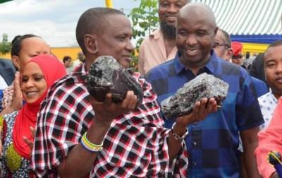Редкий драгоценный камень сделал шахтера миллионером - korrespondent.net - Танзания - Находка
