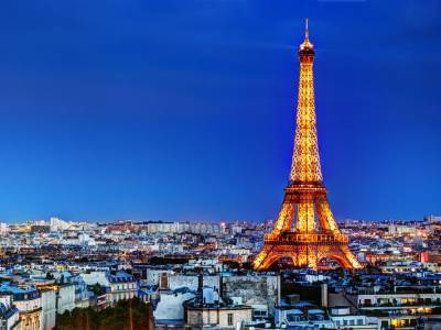 В Париже вновь открыли Эйфелеву башню. Из-за пандемии она три месяца была закрыта для посетителей - gordonua.com - Франция - Париж