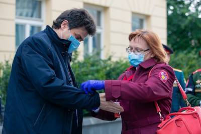 Общественник при мэрии Екатеринбурга назвал дураками тех, кто носит маски на улице - znak.com - Екатеринбург