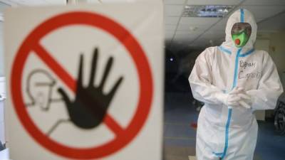 Чжун Наньшань - Ученый из Китая назвал сроки завершения эпидемии коронавируса в мире - riafan.ru - Москва - Китай