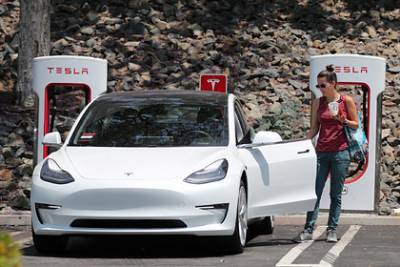 Илона Маска - Tesla оказался самым некачественным автомобилем - lenta.ru