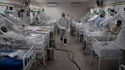 В Бразилии за сутки коронавирусом заразились более 46 тысяч человек - gazeta.ru - Ухань - Бразилия