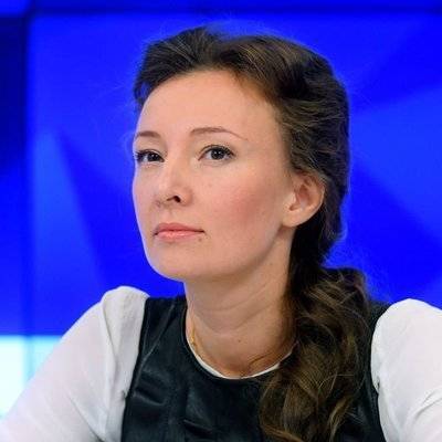 Анна Кузнецова - Анна Кузнецова заявила, что поправки в Конституцию содержат дополнительные гарантии государства перед родителями - radiomayak.ru - Россия