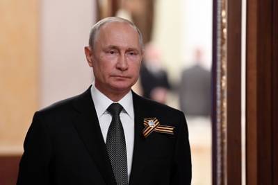 Владимир Путин - Путин оценил версию о специальном «вбросе» коронавируса - lenta.ru - Россия - Москва