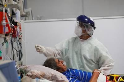ВОЗ зафиксировала новый рекорд по числу заражений коронавирусом за сутки - lenta.ru - Сша - Индия - Бразилия