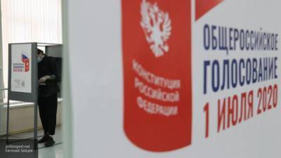 Россияне в Шанхае проголосовали по Конституции РФ, несмотря на коронавирус - inforeactor.ru - Россия - Шанхай