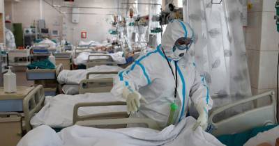 В Москве за сутки умерли еще 27 пациентов с коронавирусом - ren.tv - Москва - Китай