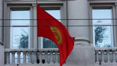 В Киргизии коронавирусом заразились более 10 тысяч человек - gazeta.ru - Киргизия