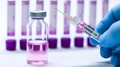 Массовая вакцинация от коронавируса в России может стартовать уже осенью - 5-tv.ru - Россия
