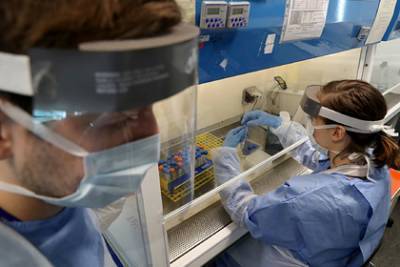 В Британии предупредили об угрозе 120 тысяч смертей от второй волны коронавируса - lenta.ru - Англия