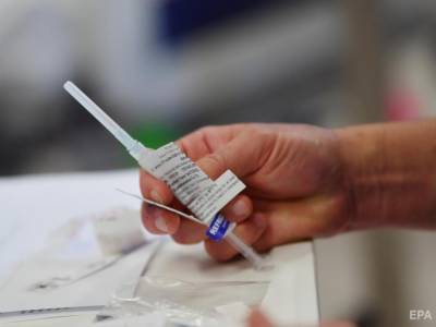 Французская компания Sanofi договаривается с Евросоюзом о поставках 300 млн доз вакцины от COVID-19 - gordonua.com - Франция - Сша - Англия - Евросоюз - Sanofi