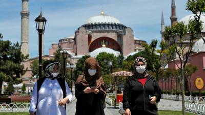 Реджеп Тайип Эрдоган - Фахреттина Коджи - За сутки в Турции выявили 947 новых случаев коронавируса - russian.rt.com - Турция