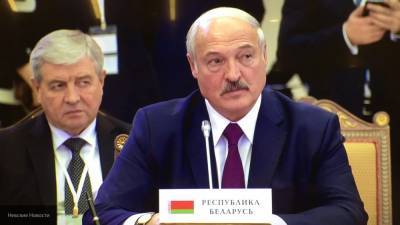 Александр Лукашенко - Николай Шерстнев - Лукашенко рассказал о новом методе борьбы с COVID-19 при помощи косы - nation-news.ru - Белоруссия - Витебск