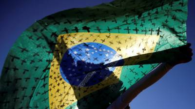 Майкл Райан - ВОЗ: Бразилия вышла на плато по коронавирусу - russian.rt.com - Бразилия