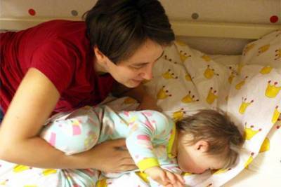 Пандемия вызвала проблемы со сном у детей - versia.ru - Лондон