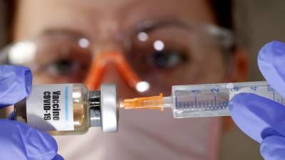 Власти США заказали вакцину от коронавируса почти на $2 млрд - russian.rt.com - Сша