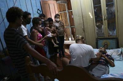 Бразилия побила антирекорд по числу новых случаев коронавируса за сутки - eadaily.com - Бразилия