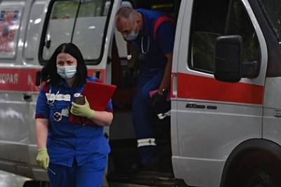 Сергей Собянин - В Москве умерли 11 пациентов с коронавирусом - lenta.ru - Москва